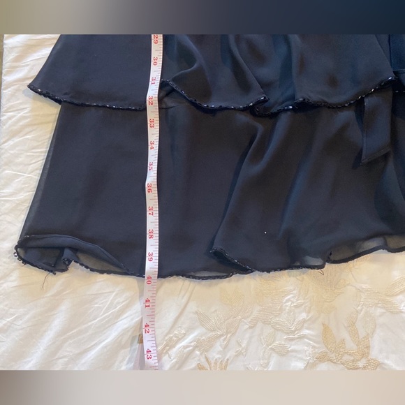 Flattering DressBarn Sz-12 ShimmeryBlackDress-ALL 4 Layers Hemmed w/Black Beads - Picture 12 of 16
